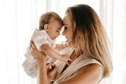 Значими подаръци за първия Ден на майката на вашата любима жена