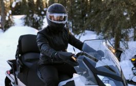 Как да се облечем правилно за зимни спортове на открито